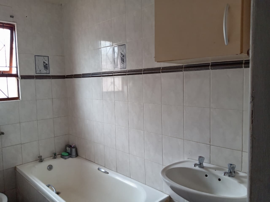 3 Bedroom Property for Sale in Motherwell Nu 6 Eastern Cape